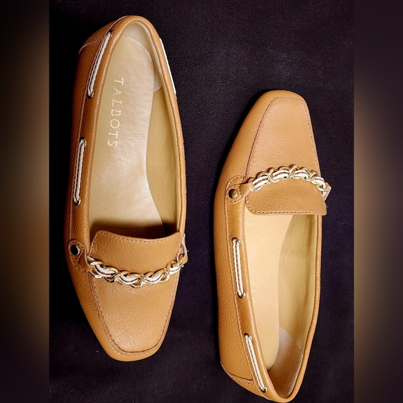 TALBOTS | Camel Tan Chain Genuine Leather Loafers with gold chain | EUC - Picture 2 of 8